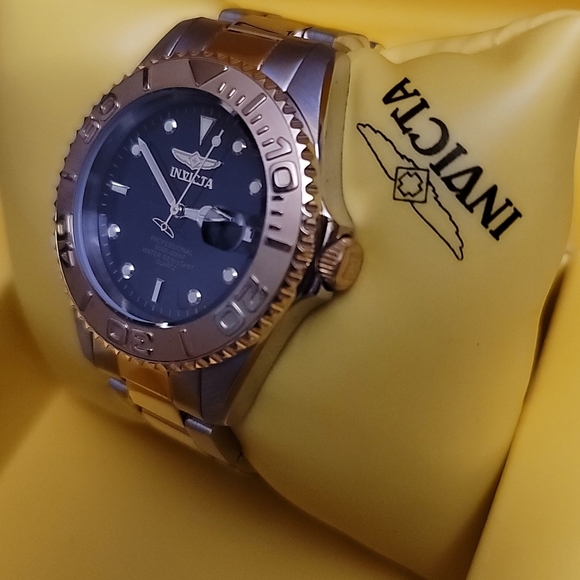 Dial two-tone luxury Invicta women's watch - Picture 3 of 6